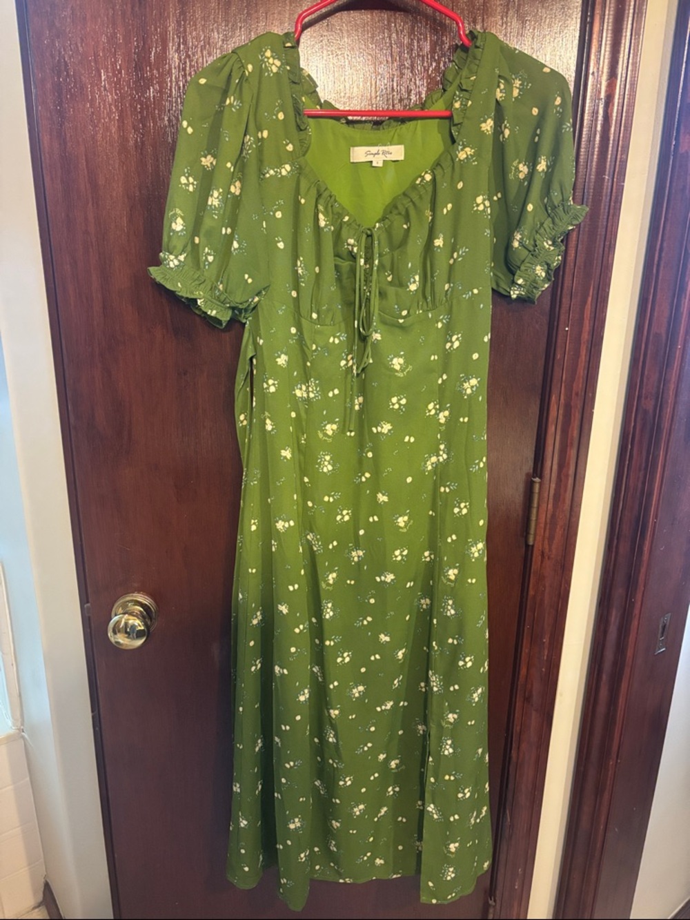 Simple Retro Green Floral Midi Dress with Puff Sleeves